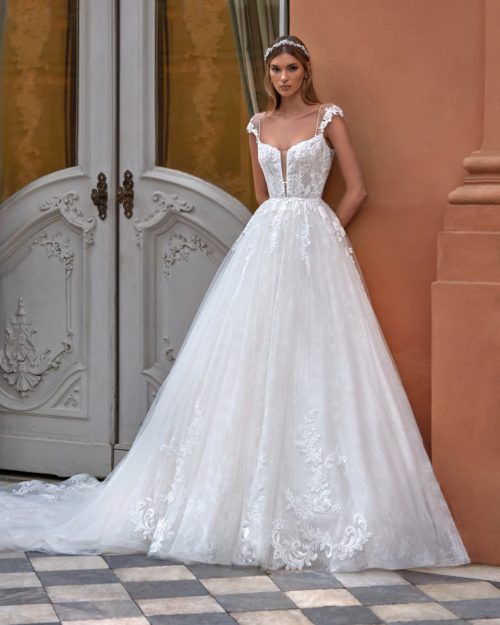 Abiti Sposa_Pizzo e Romantico_ALDARI_NICOLE SPOSE