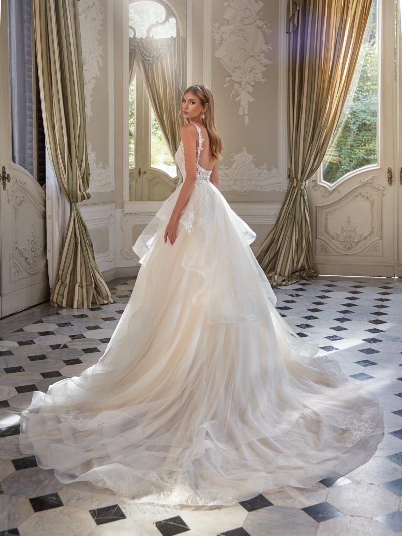 Abiti Sposa_Trendy Romantic_OMBRA_NICOLE SPOSE