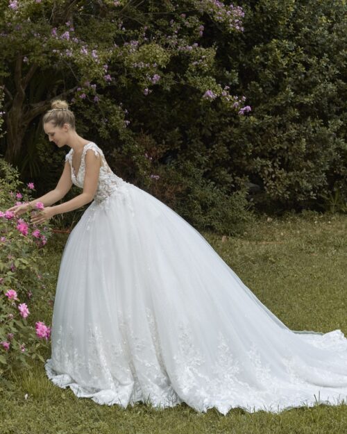 Abiti Sposa_Pizzo e Romantico_4248_VELA SPOSA