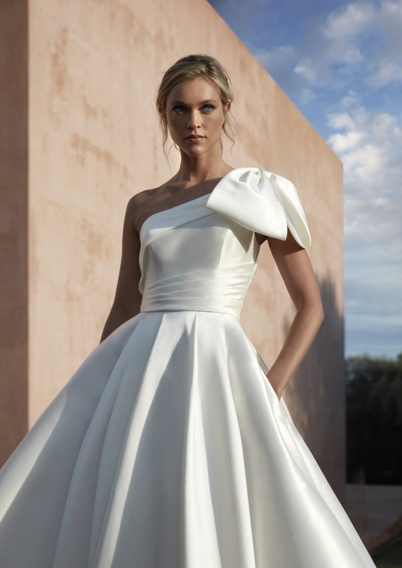 Abiti Sposa_Haute Couture_NICOSIA_PRONOVIAS