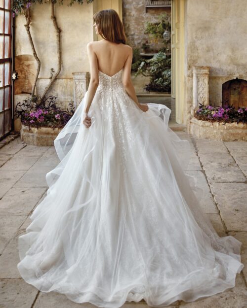 Abiti Sposa_Trendy Romantic_YARA_NICOLE SPOSE