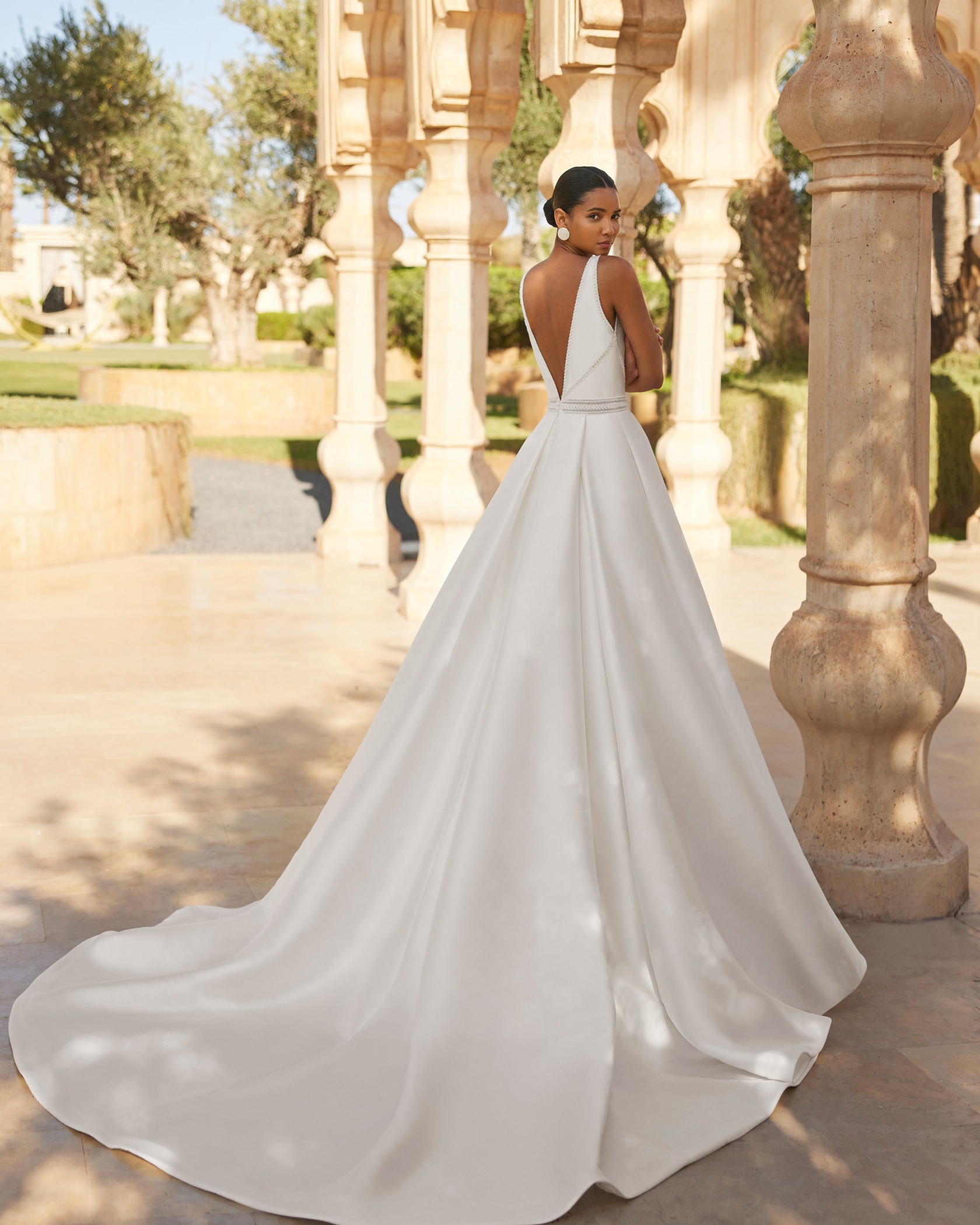 Abiti Sposa_Haute Couture_OPTIMO_ROSA CLARA' Abiti Sposa_Haute Couture_OPTIMO_ROSA CLARA'