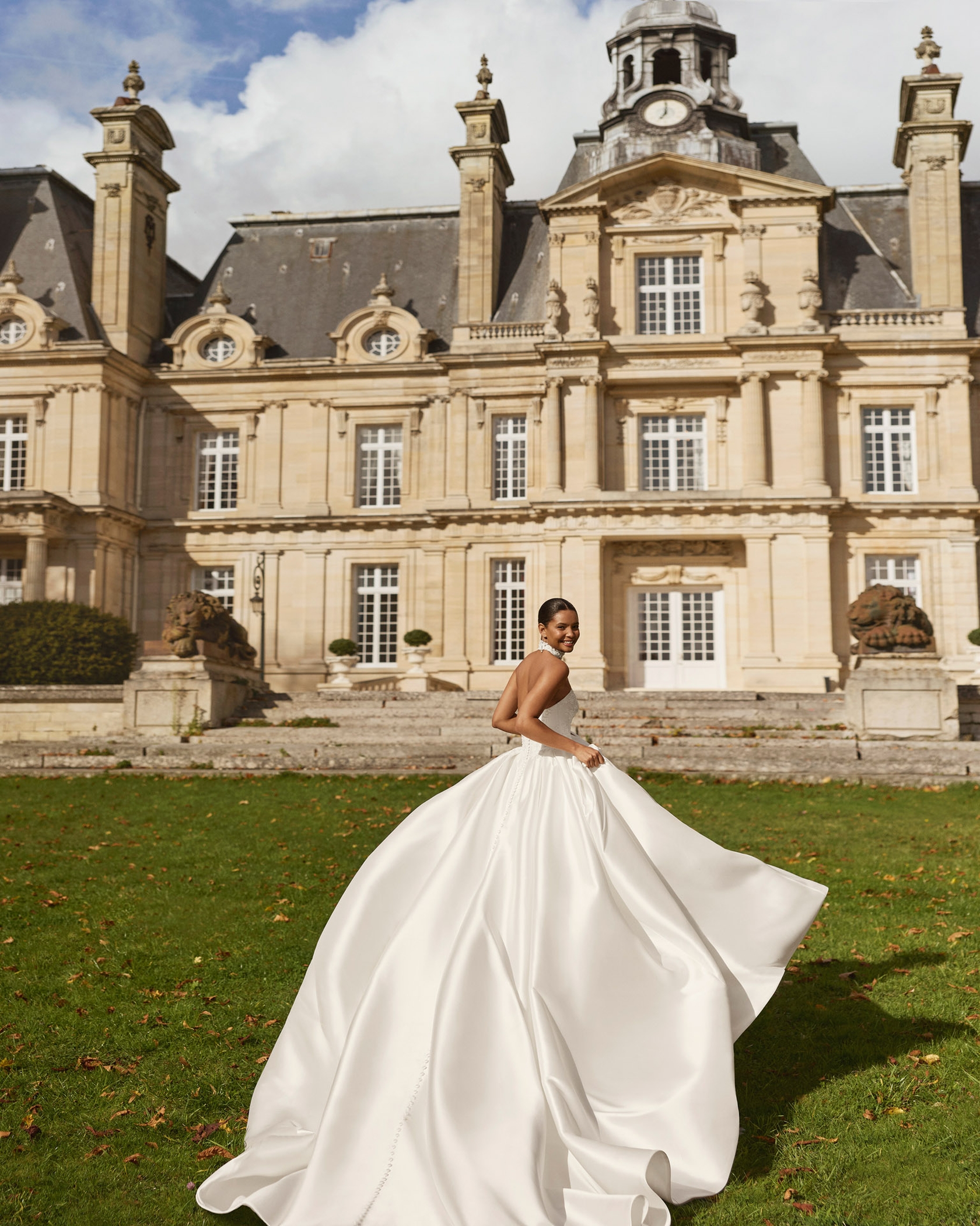 Abiti Sposa_Haute Couture_AMATISTA_ROSA CLARA Abiti Sposa_Haute Couture_AMATISTA_ROSA CLARA